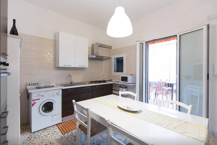 דירות Old Town House פולינאנו א מארה חדר תמונה
