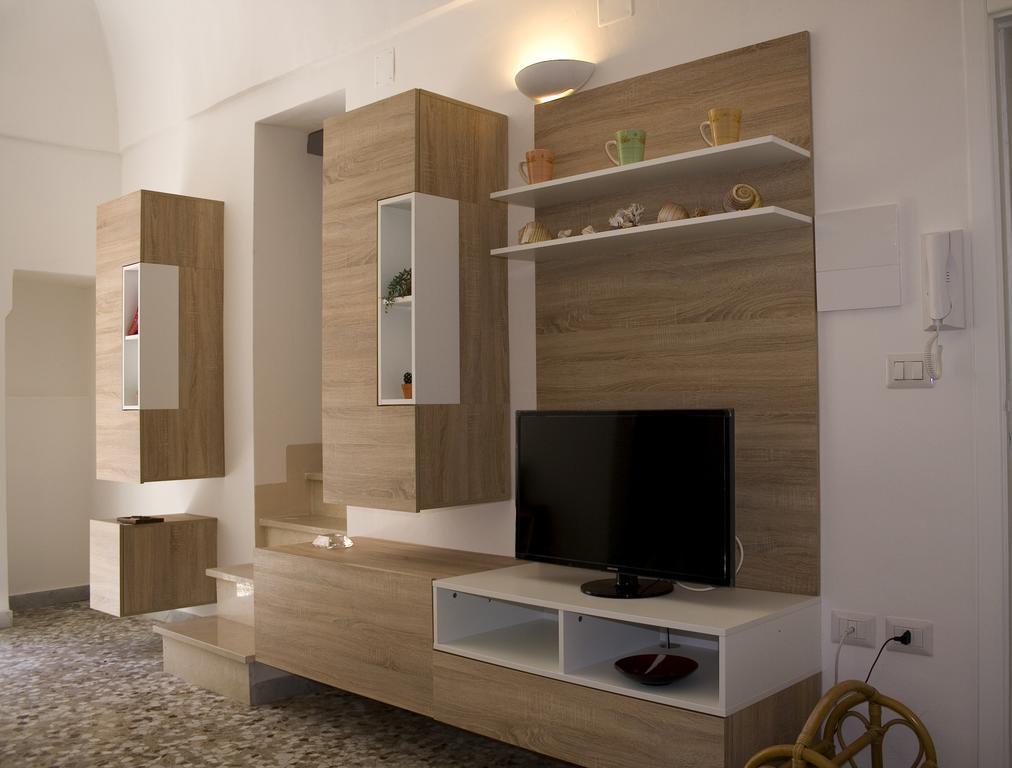 דירות Old Town House פולינאנו א מארה חדר תמונה